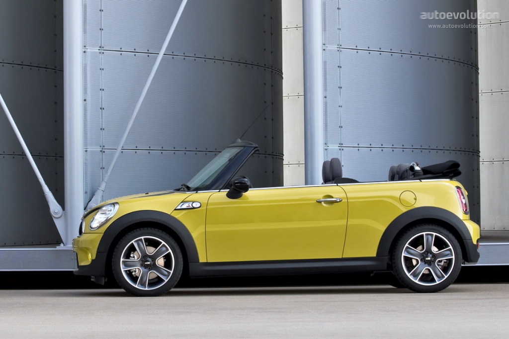 Mini Convertible photo 14