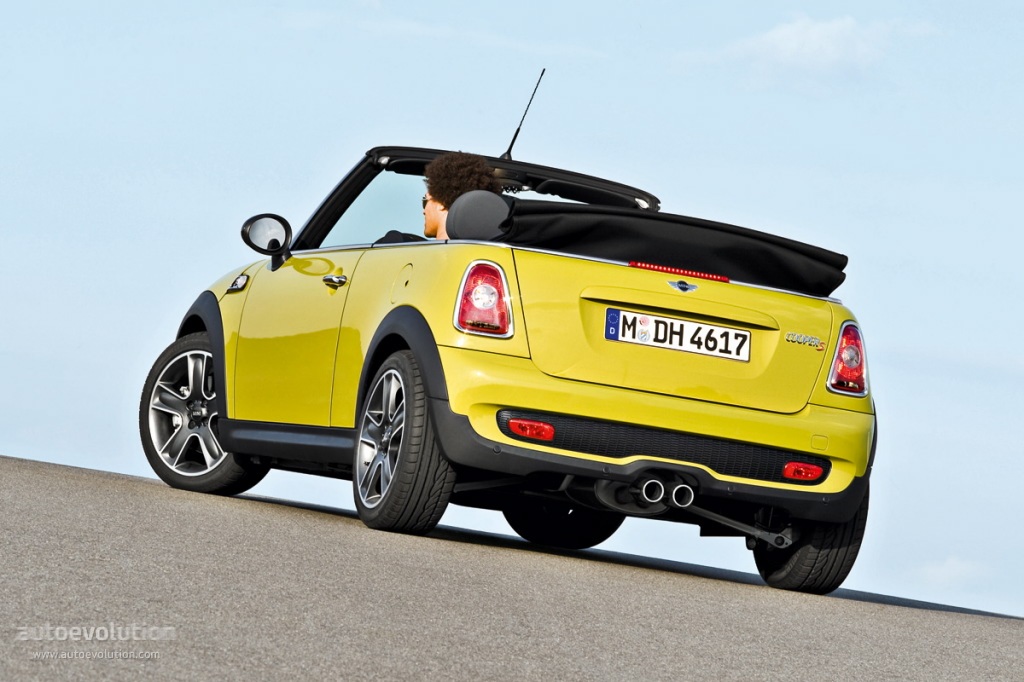 Mini Convertible photo 2