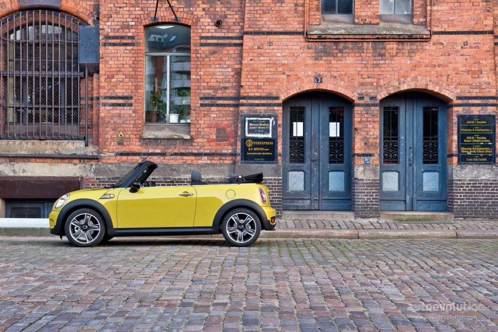 Mini Convertible photo 4