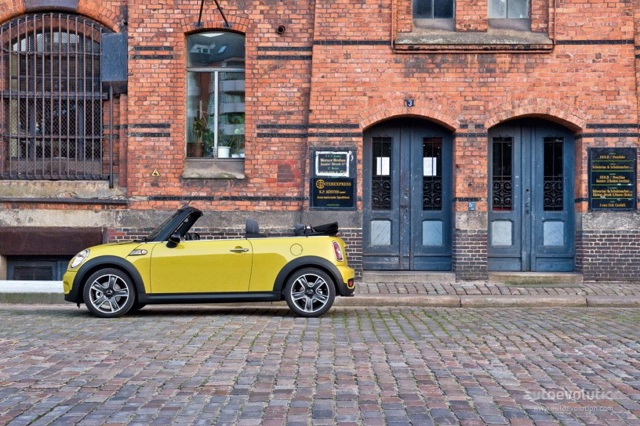 Mini Convertible photo 4