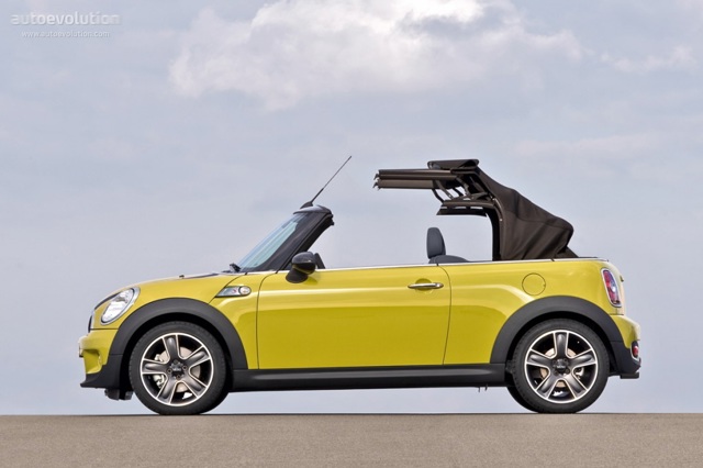 Mini Convertible photo 7
