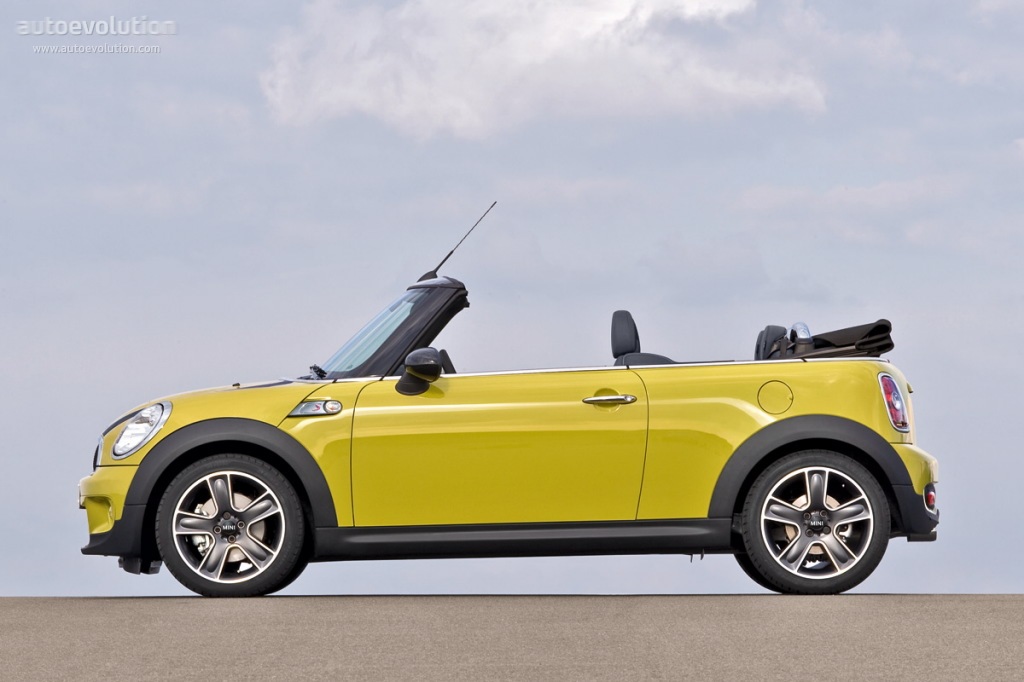 Mini Convertible photo 9