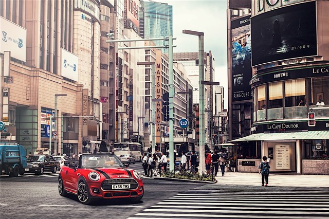 Mini Convertible photo 35