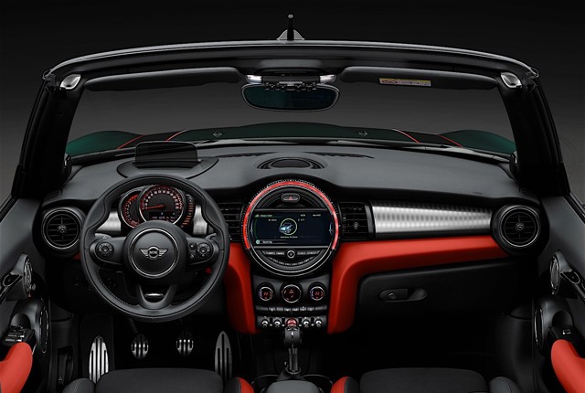 Mini Convertible photo 70