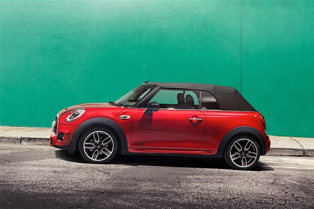 Mini Convertible photo 50