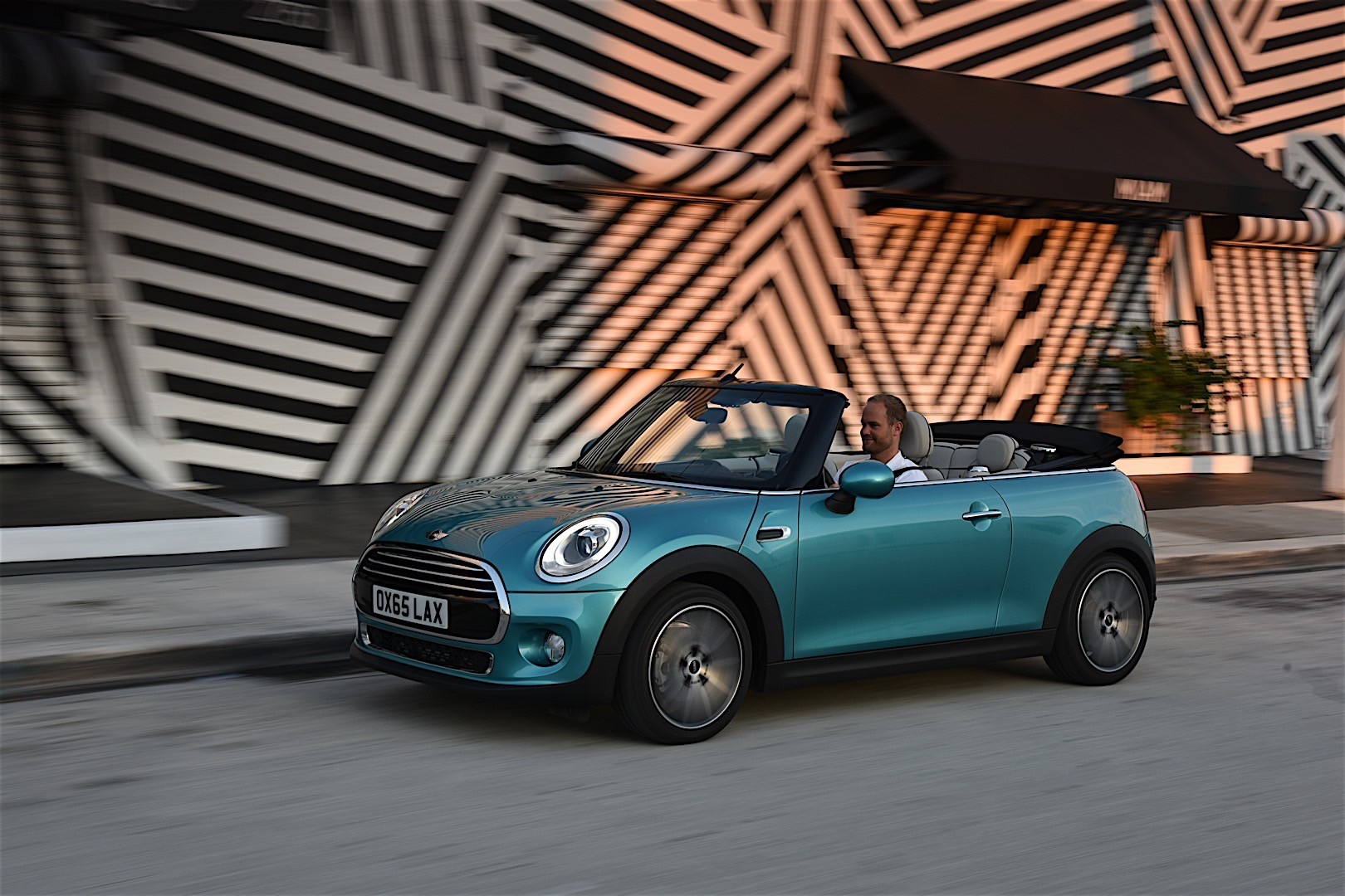 Mini Convertible photo 51