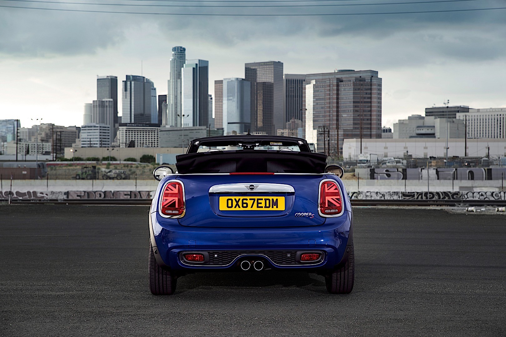 Mini Convertible photo 10
