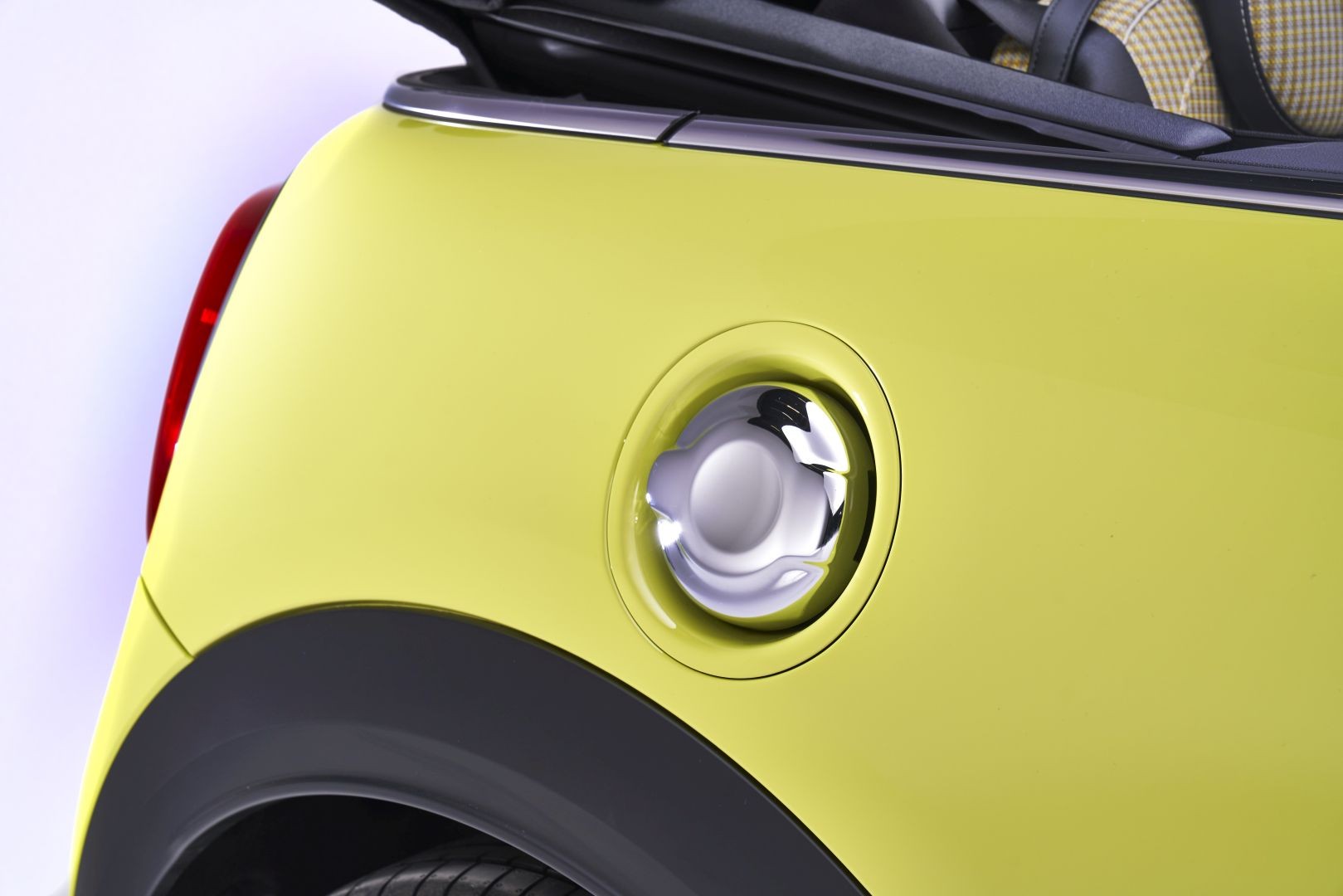 Mini Convertible photo 6