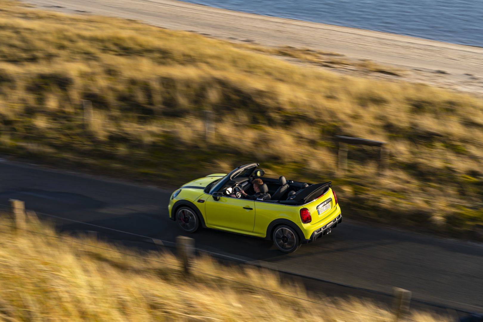 Mini Convertible photo 90