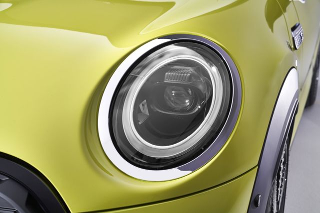 Mini Convertible photo 8