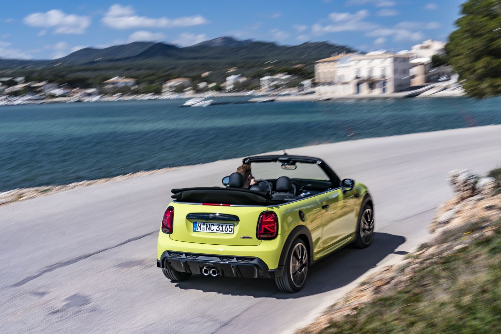 Mini Convertible photo 126