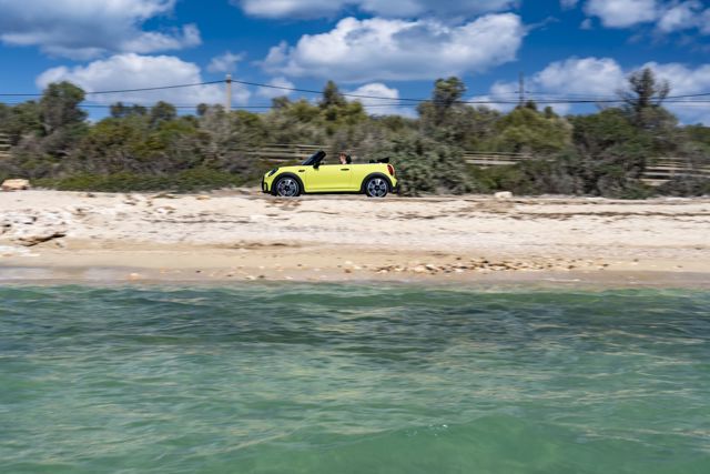 Mini Convertible photo 127