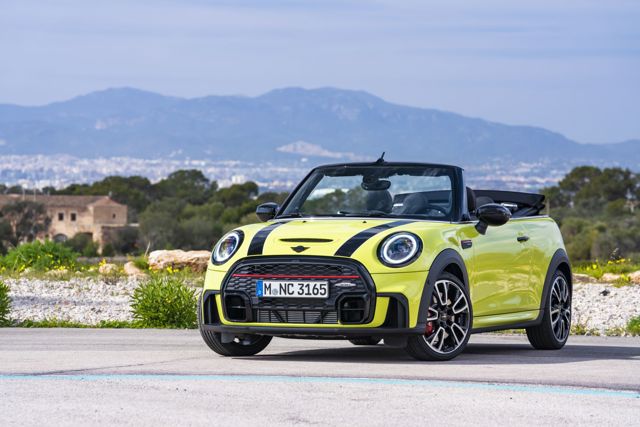 Mini Convertible photo 131