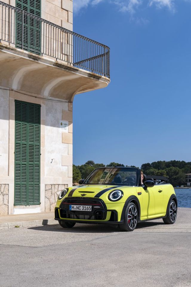 Mini Convertible photo 145