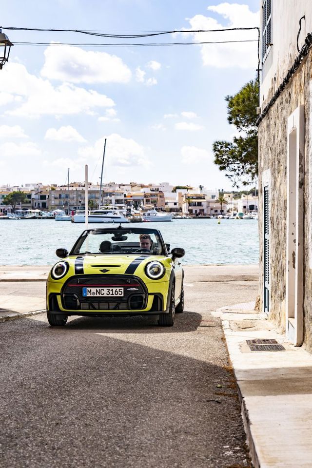 Mini Convertible photo 147