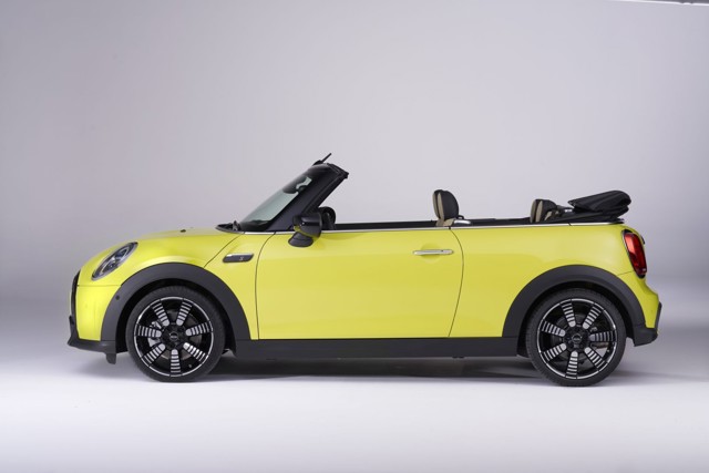Mini Convertible photo 18