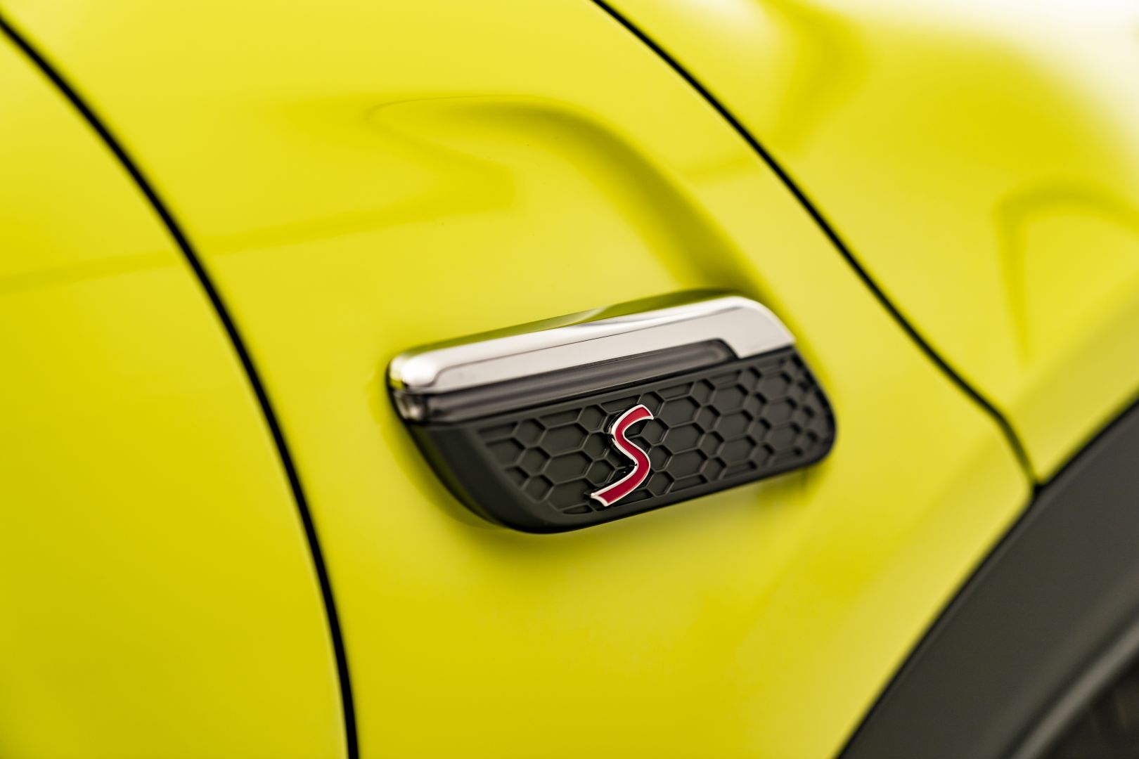 Mini Convertible photo 31