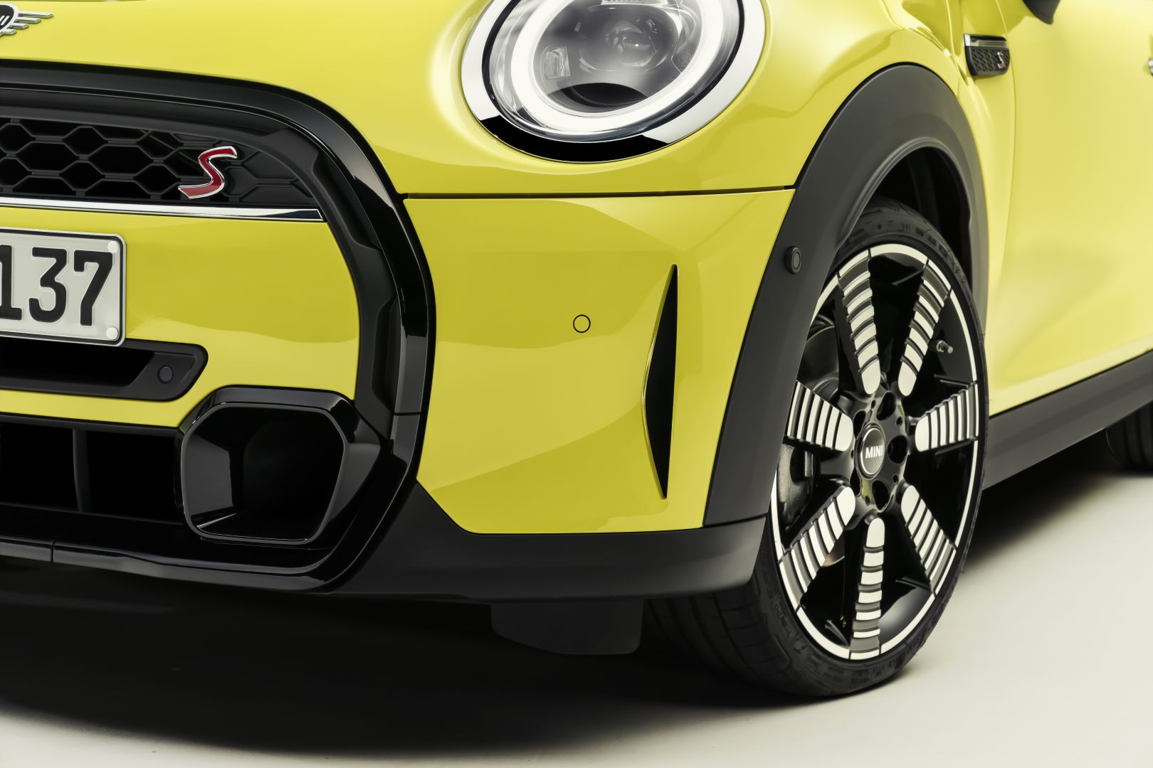 Mini Convertible photo 39