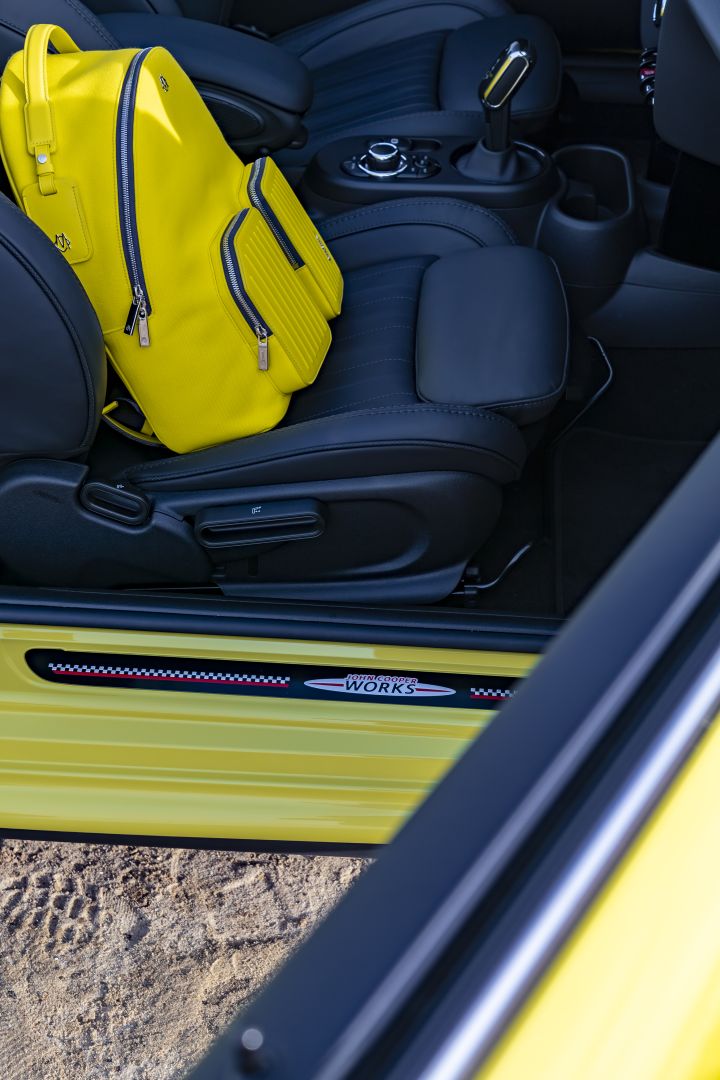 Mini Convertible photo 162