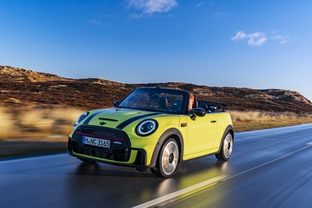 Mini Convertible photo 56
