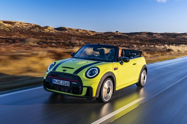 Mini Convertible photo 57