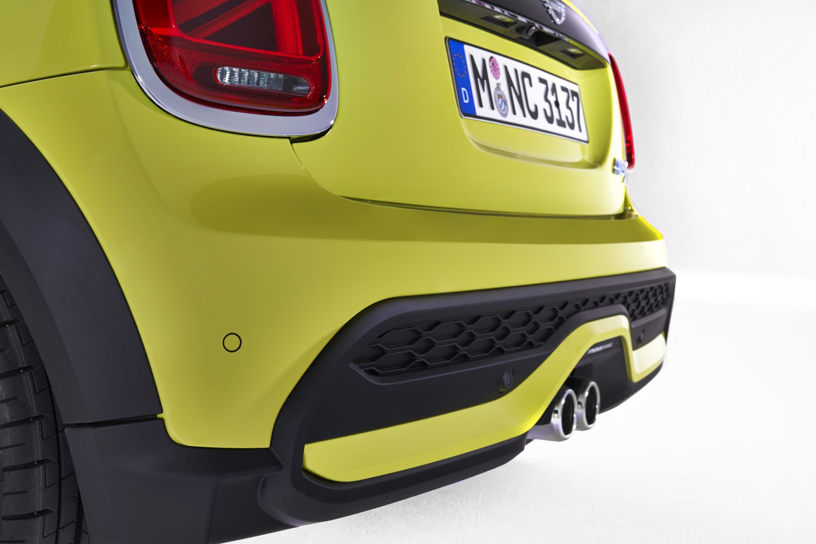 Mini Convertible photo 3