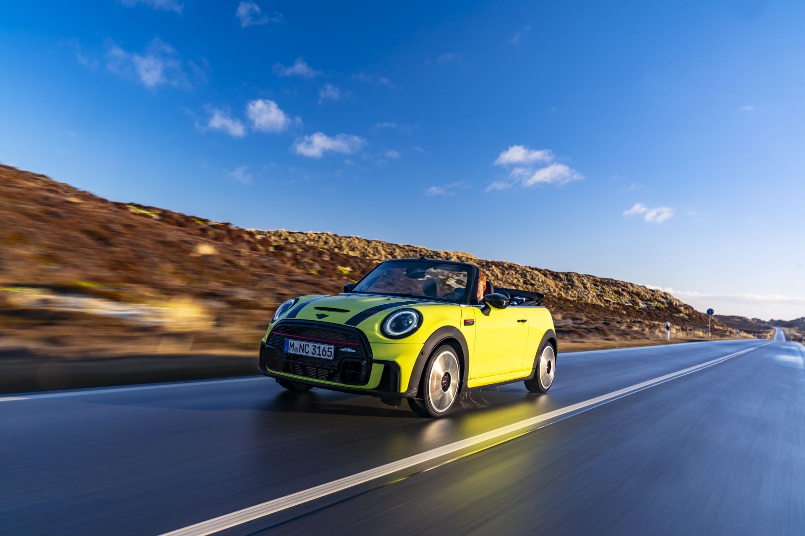 Mini Convertible photo 60