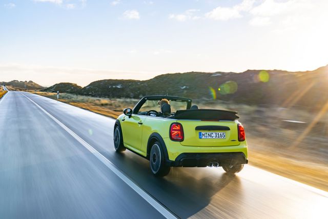 Mini Convertible photo 70