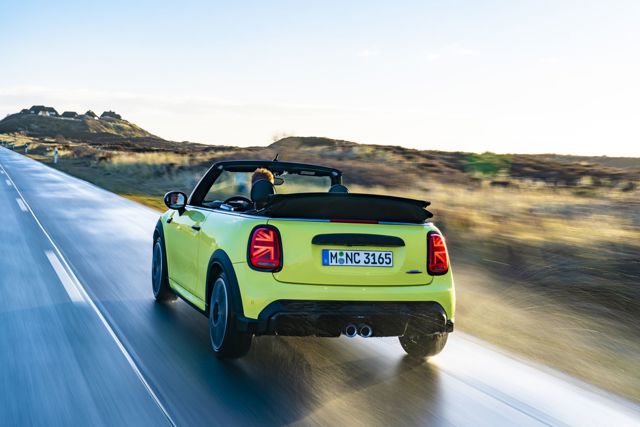 Mini Convertible photo 72
