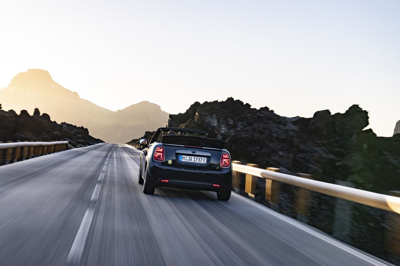 Mini Convertible photo 73