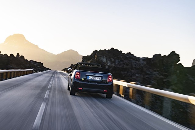 Mini Convertible photo 73