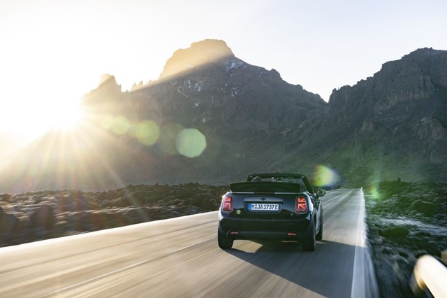 Mini Convertible photo 78