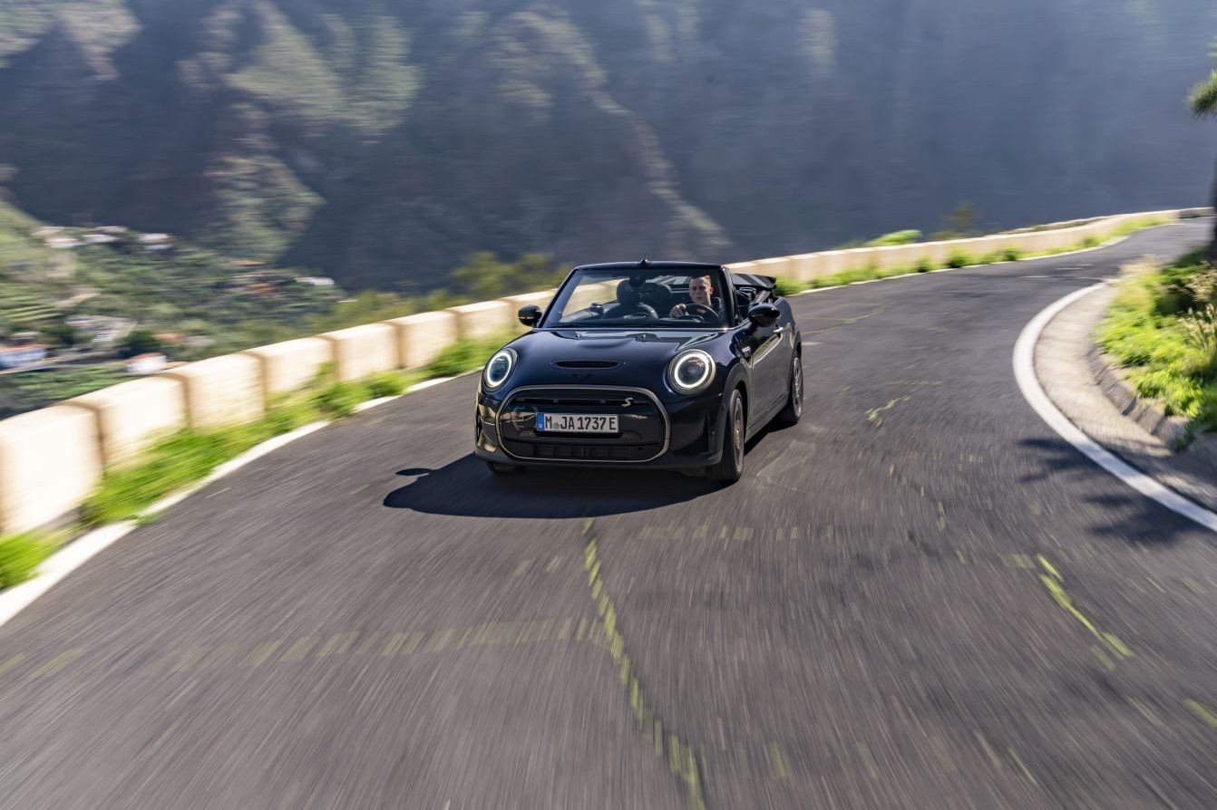 Mini Convertible photo 83