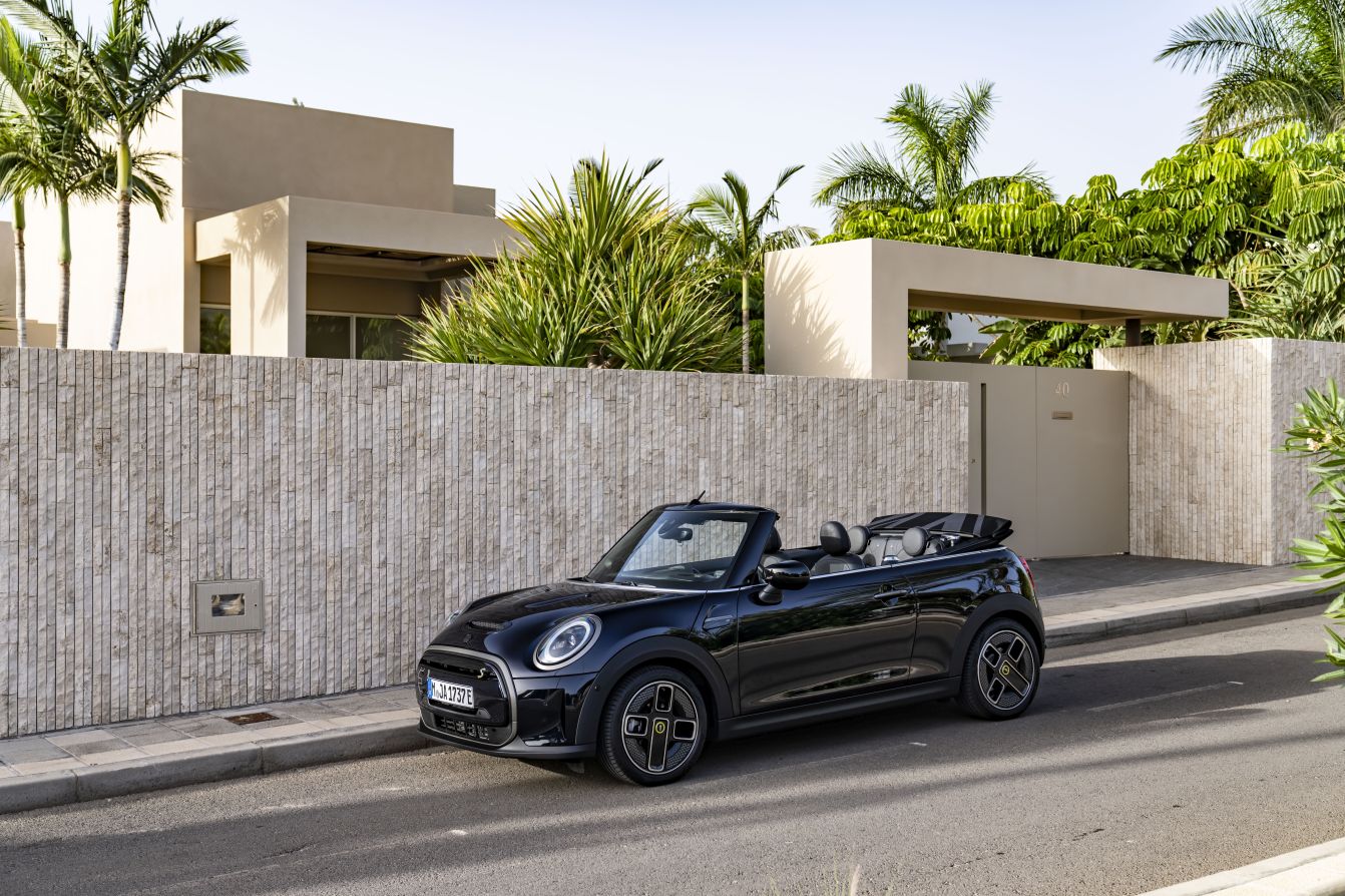 Mini Convertible photo 94