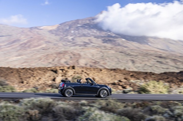 Mini Convertible photo 99