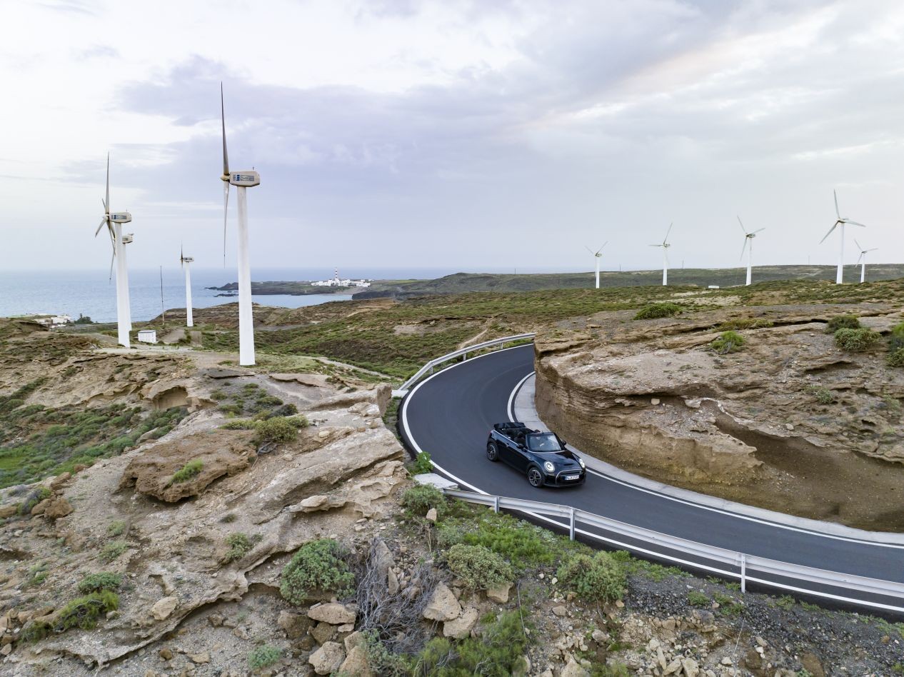 Mini Convertible photo 110