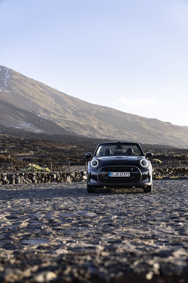 Mini Convertible photo 135