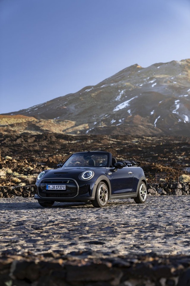 Mini Convertible photo 137