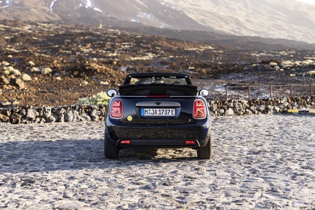 Mini Convertible photo 148