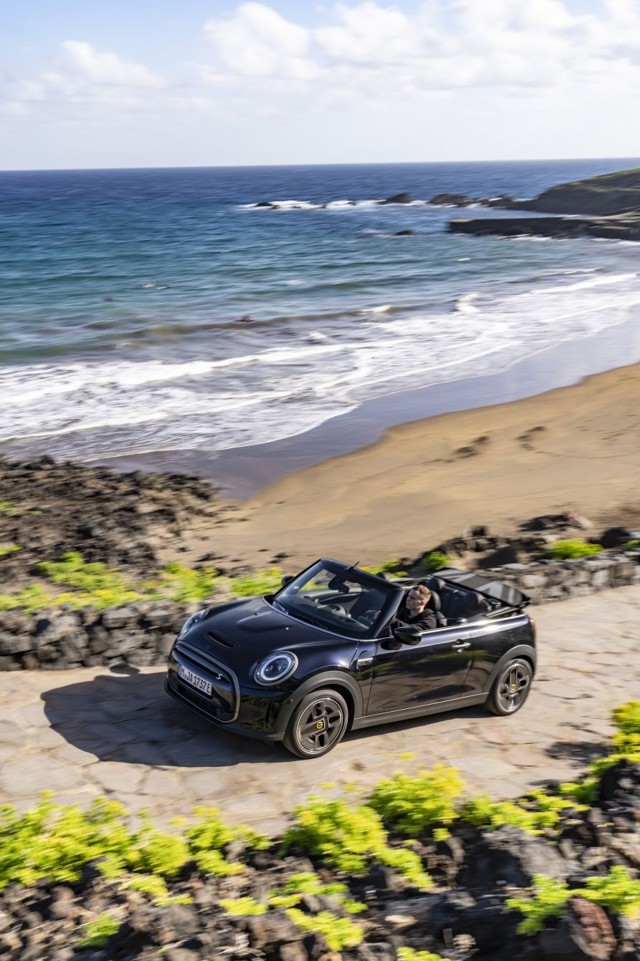 Mini Convertible photo 164