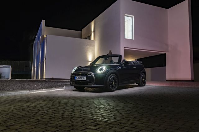 Mini Convertible photo 167
