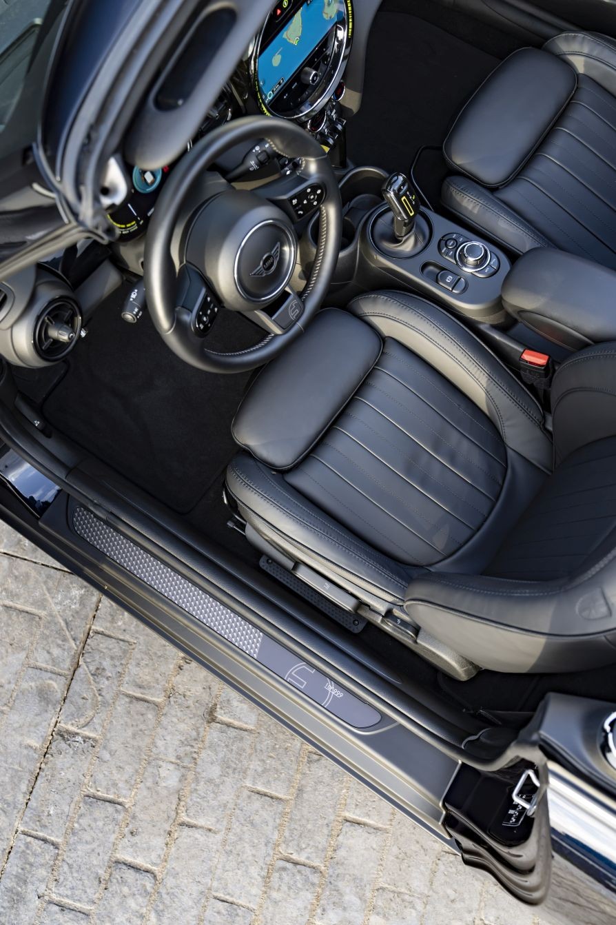 Mini Convertible photo 222