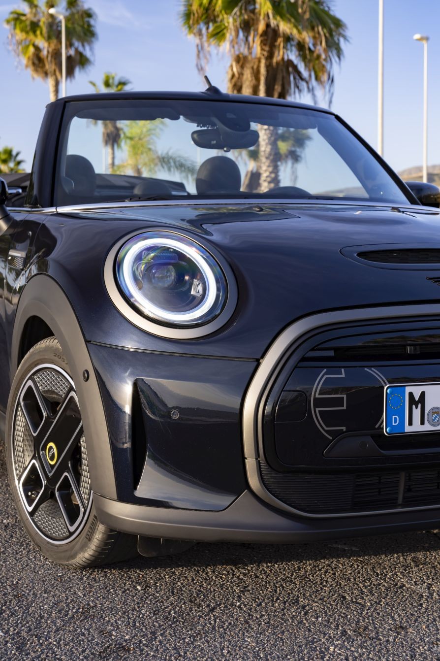 Mini Convertible photo 173