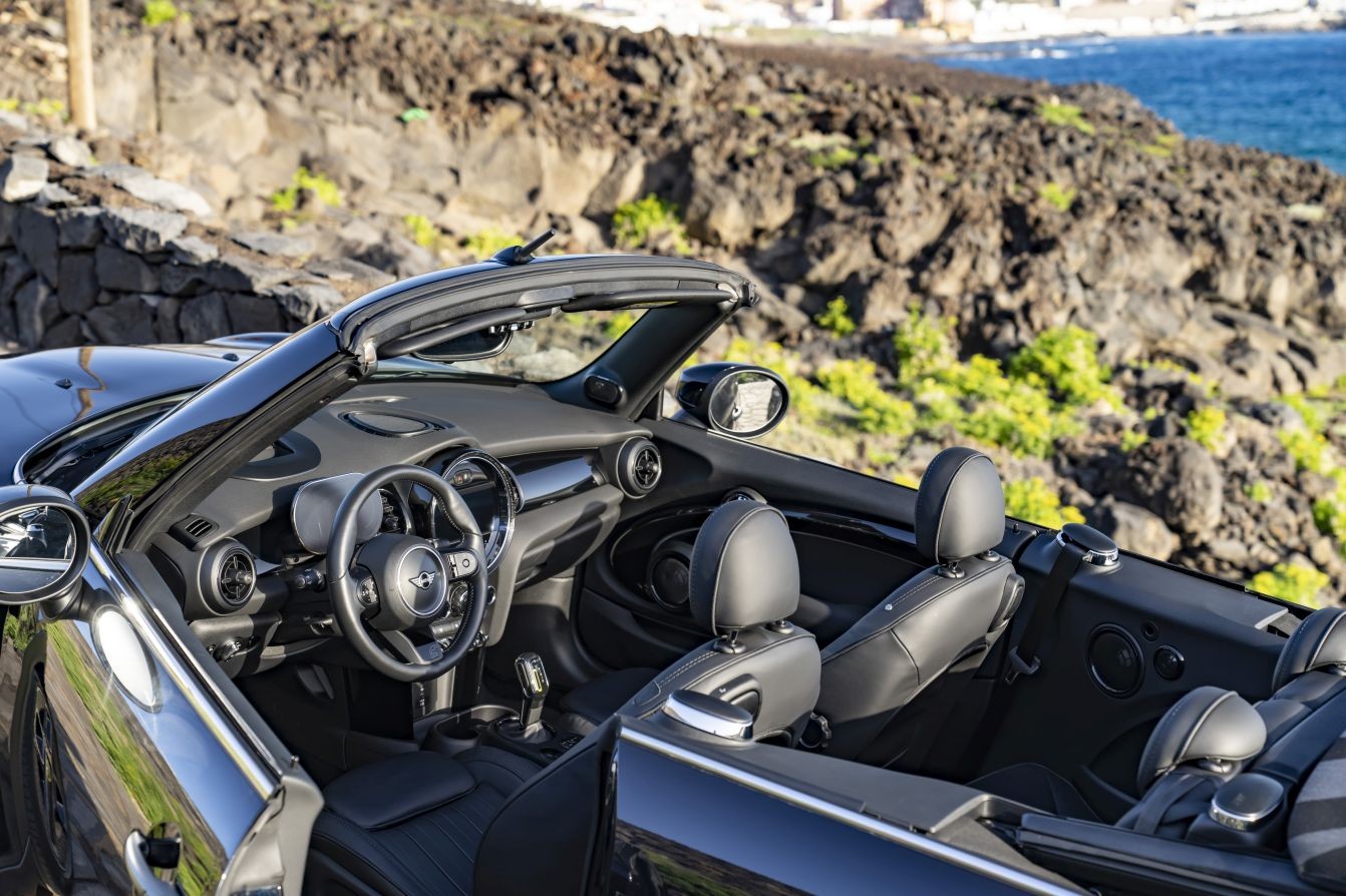 Mini Convertible photo 243