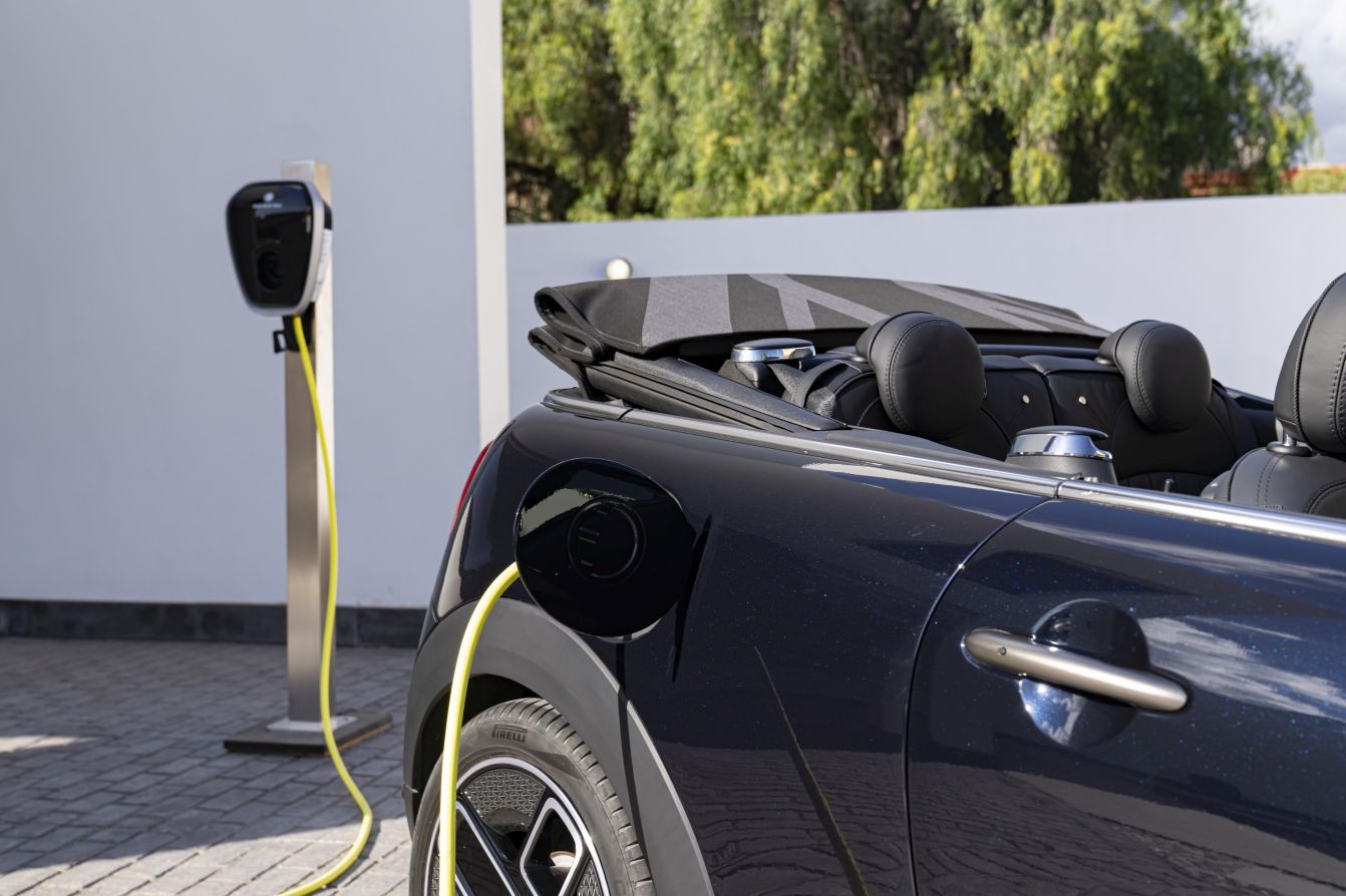 Mini Convertible photo 203