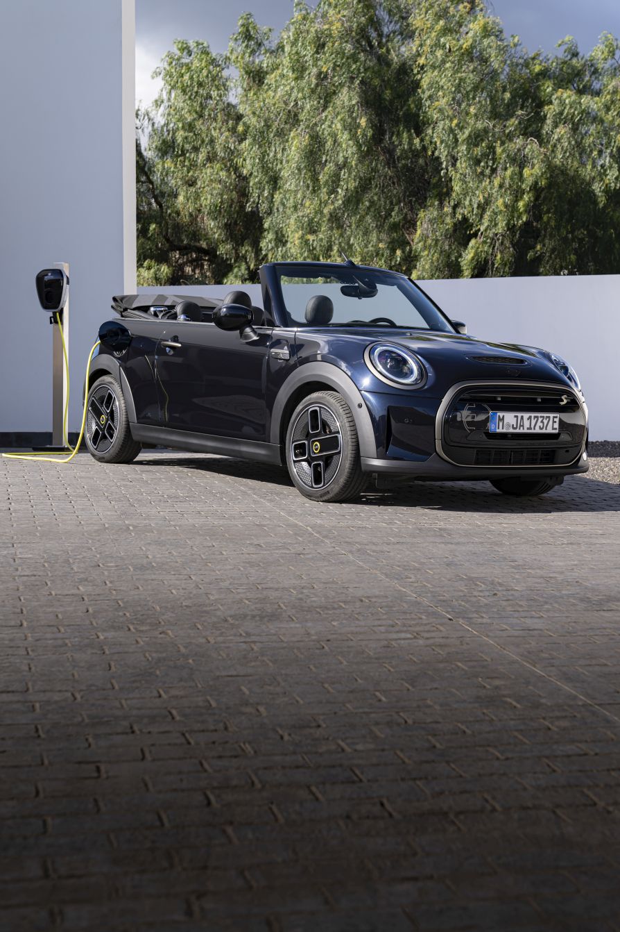 Mini Convertible photo 205