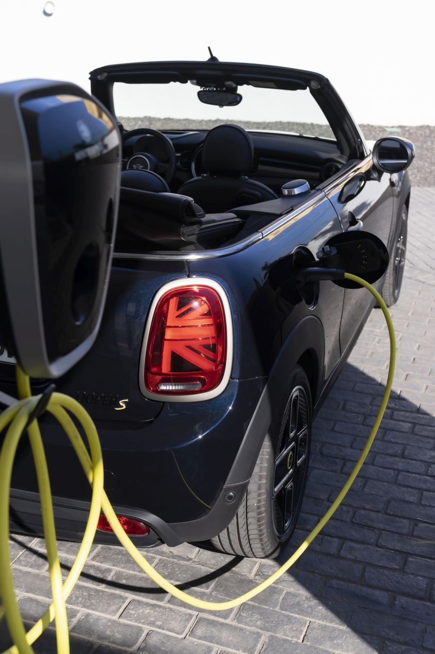 Mini Convertible photo 213