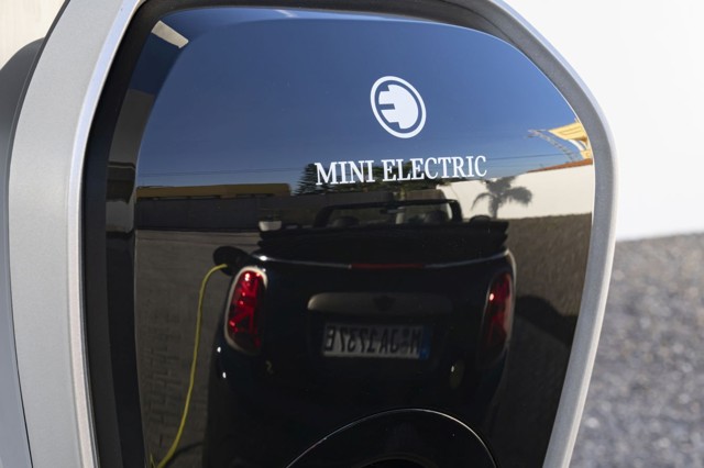 Mini Convertible photo 214