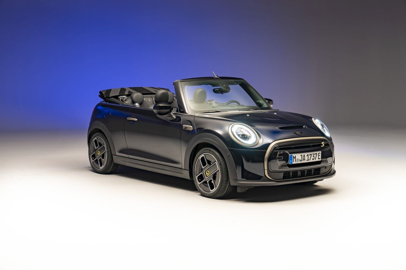 Mini Convertible photo 8