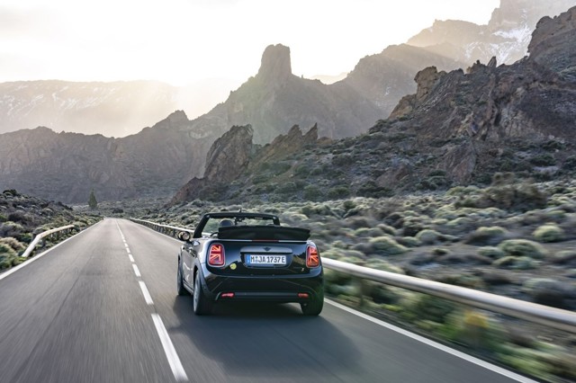 Mini Convertible photo 69
